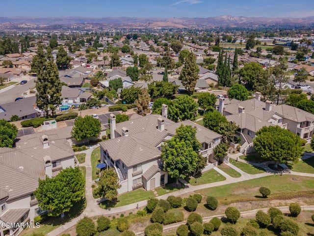 1043 Waltham Road E, Simi Valley, CA 93065