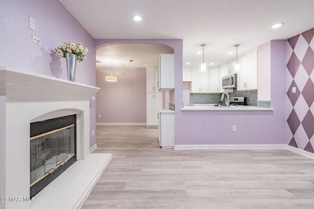 1043 Waltham Road E, Simi Valley, CA 93065