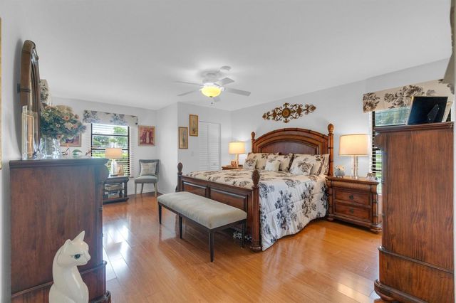 7351 Kinghurst Drive 108, Delray Beach, FL 33446