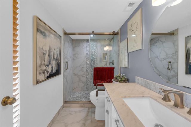 7351 Kinghurst Drive 108, Delray Beach, FL 33446