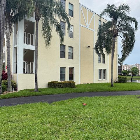 7351 Kinghurst Drive 108, Delray Beach, FL 33446