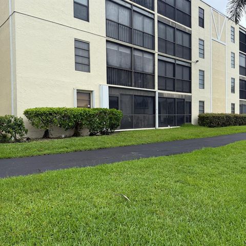 7351 Kinghurst Drive 108, Delray Beach, FL 33446