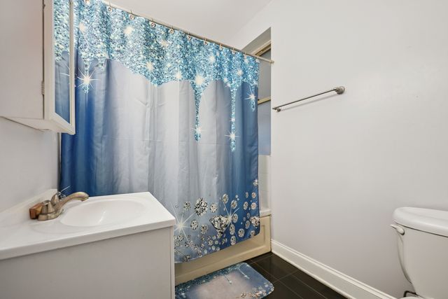 6206 S Evans Avenue 1, Chicago, IL 60637