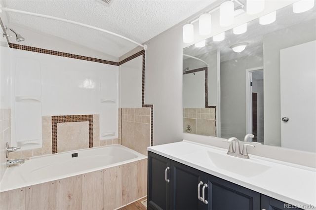 435 N 35th Avenue, Greeley, CO 80631