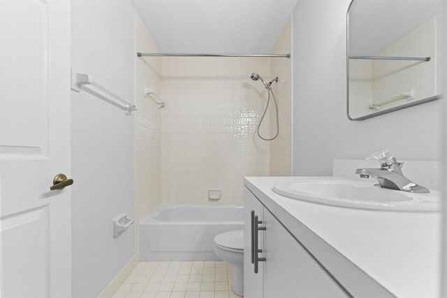 13452 NW 5th Court, Plantation, FL 33325