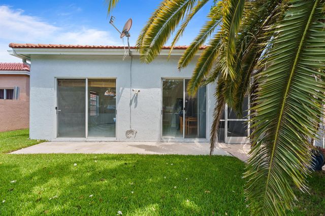 13452 NW 5th Court, Plantation, FL 33325