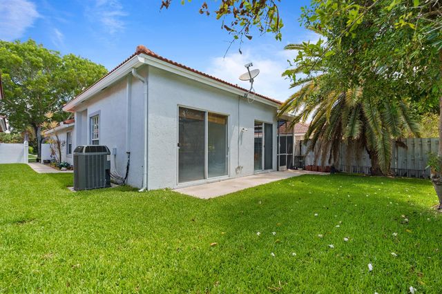 13452 NW 5th Court, Plantation, FL 33325