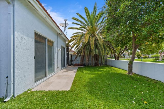 13452 NW 5th Court, Plantation, FL 33325