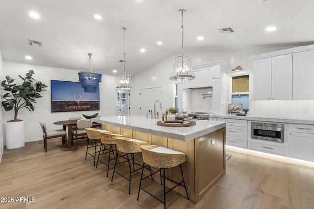 4854 E BLANCHE Drive, Scottsdale, AZ 85254