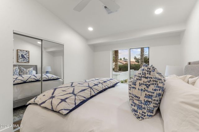 4854 E BLANCHE Drive, Scottsdale, AZ 85254