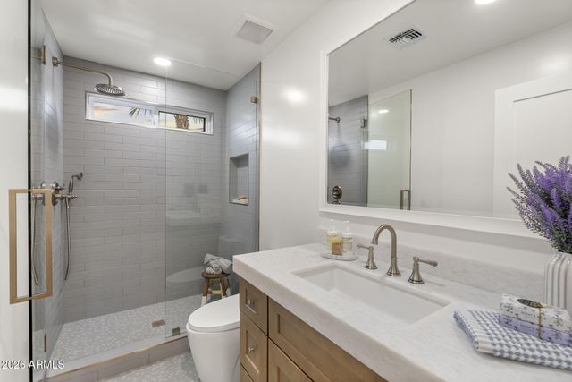 4854 E BLANCHE Drive, Scottsdale, AZ 85254
