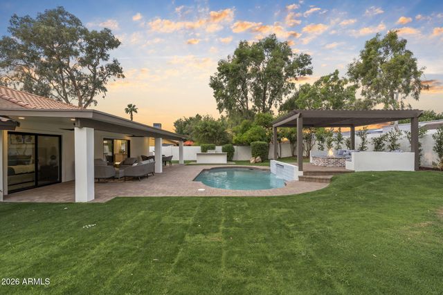 4854 E BLANCHE Drive, Scottsdale, AZ 85254