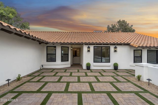 4854 E BLANCHE Drive, Scottsdale, AZ 85254