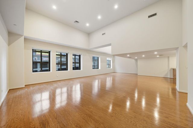 914 Main Street 1106, Houston, TX 77002