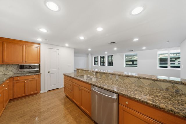 914 Main Street 1106, Houston, TX 77002