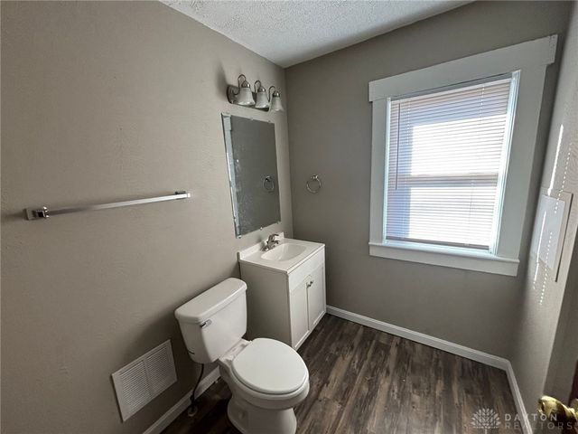 63 Hallwood Avenue, Dayton, OH 45417