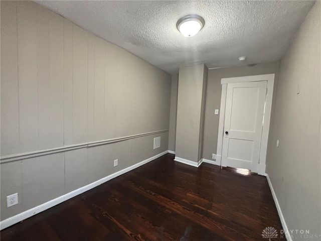 63 Hallwood Avenue, Dayton, OH 45417