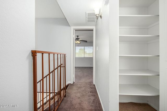 8106 N 31ST Drive, Phoenix, AZ 85051