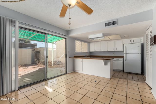 8106 N 31ST Drive, Phoenix, AZ 85051