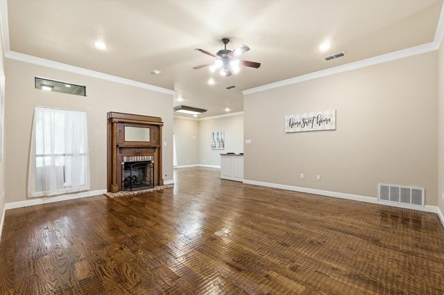 4111 Cimmaron Trail, De Cordova, TX 76049