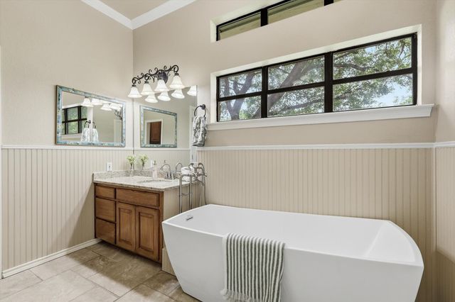 4111 Cimmaron Trail, De Cordova, TX 76049