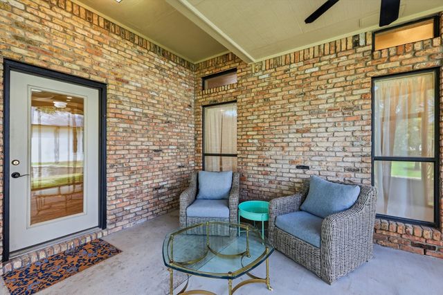 4111 Cimmaron Trail, De Cordova, TX 76049