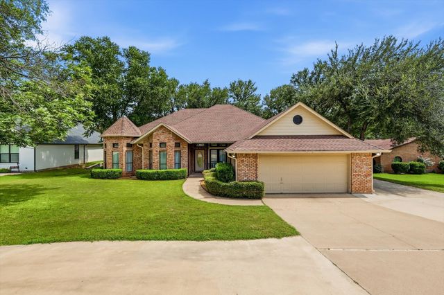 4111 Cimmaron Trail, De Cordova, TX 76049