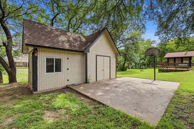 4111 Cimmaron Trail, De Cordova, TX 76049
