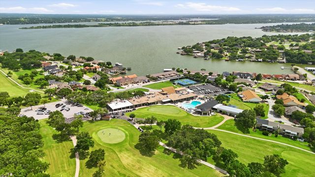 4111 Cimmaron Trail, De Cordova, TX 76049