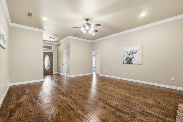 4111 Cimmaron Trail, De Cordova, TX 76049