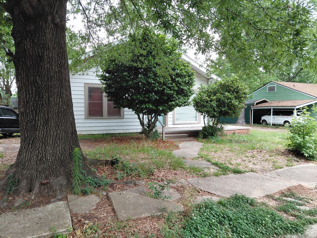 860 Evangeline Place, Shreveport, LA 71106