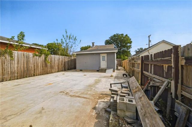 7419 Chesapeake BLVD, Norfolk, VA 23513