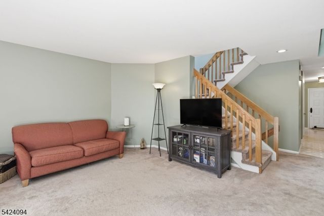 154 Marion Dr, West Orange Twp., NJ 07052