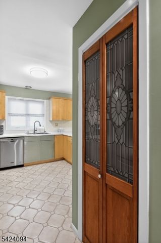 154 Marion Dr, West Orange Twp., NJ 07052