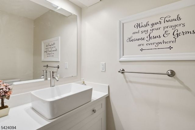 154 Marion Dr, West Orange Twp., NJ 07052