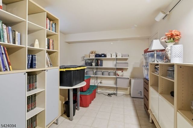 154 Marion Dr, West Orange Twp., NJ 07052