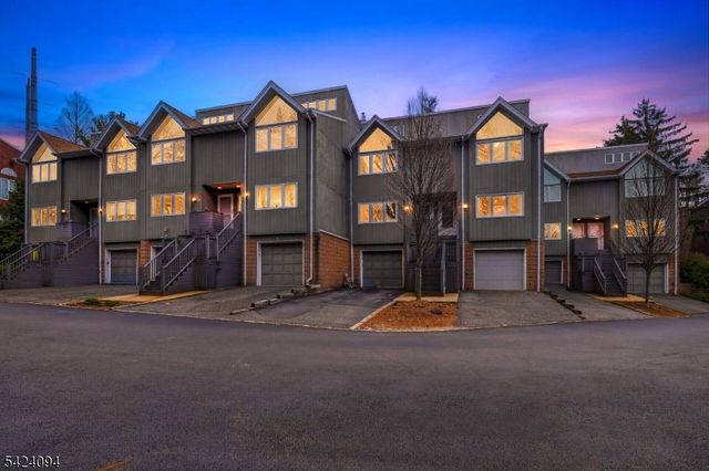 154 Marion Dr, West Orange Twp., NJ 07052