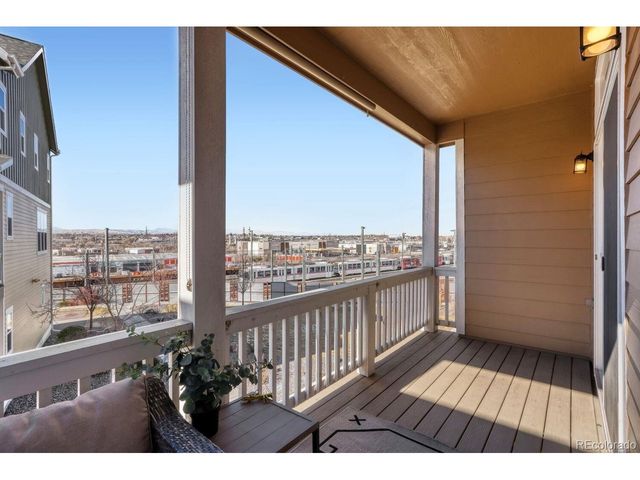 2826 S Fox Ct, Englewood, CO 80110