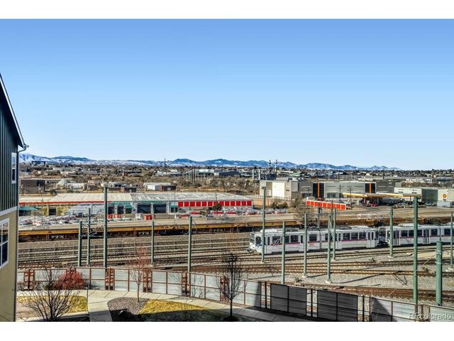 2826 S Fox Ct, Englewood, CO 80110