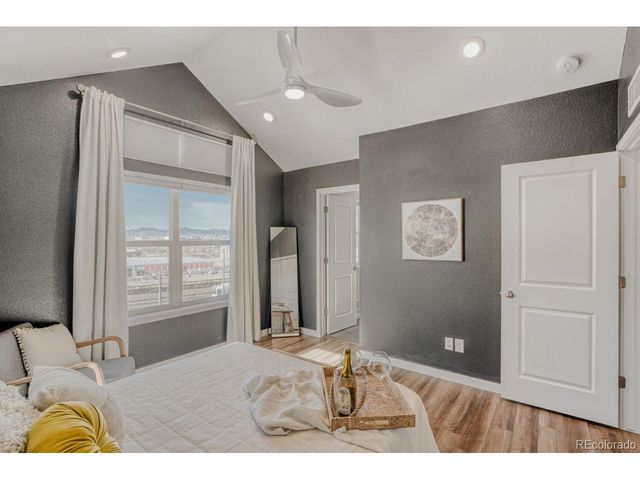 2826 S Fox Ct, Englewood, CO 80110