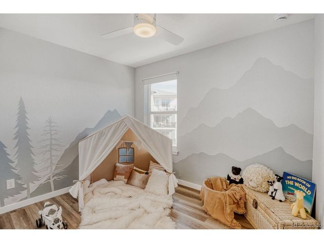 2826 S Fox Ct, Englewood, CO 80110