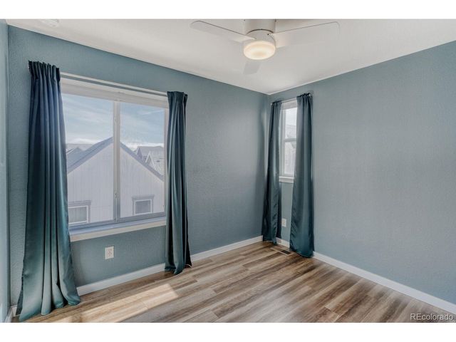 2826 S Fox Ct, Englewood, CO 80110