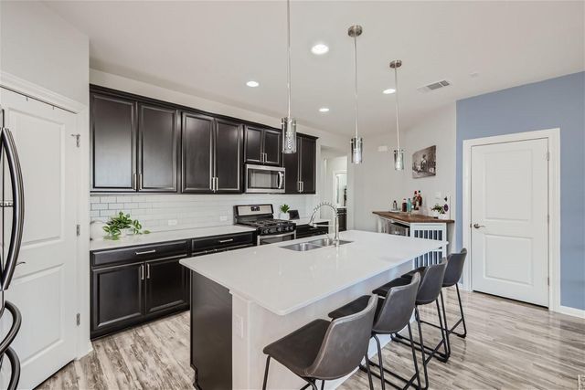 159 Bayberry CIR, Buda, TX 78610