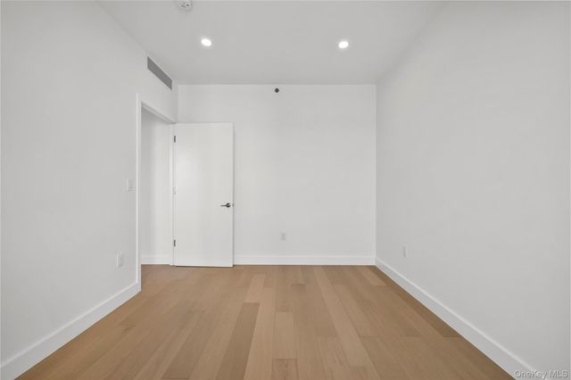 150-02 Northern Blvd 4C, Flushing, NY 11354