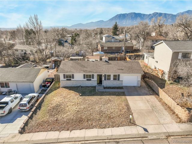 2240 Flintwood Dr, Colorado Springs, CO 80910