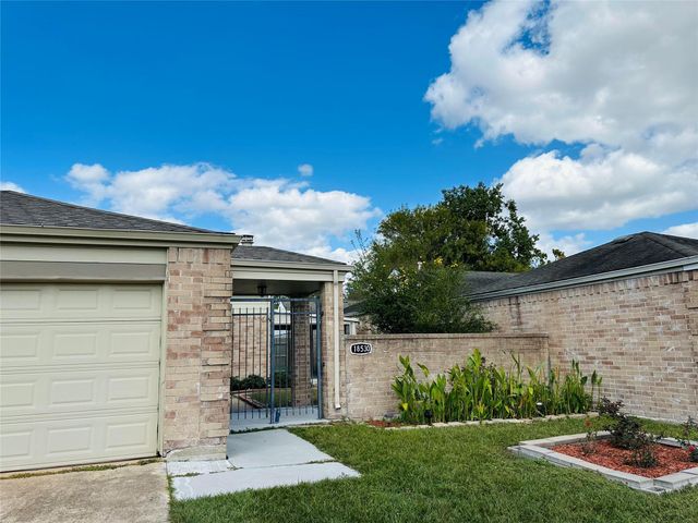 18530 Meadows Way Drive, Houston, TX 77084