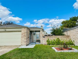 18530 Meadows Way Drive, Houston, TX 77084