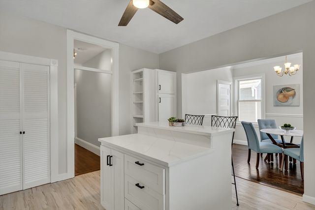 124 Chestnut St 2, Brookline, MA 02445