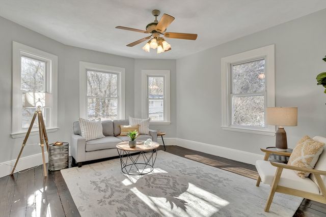 124 Chestnut St 2, Brookline, MA 02445