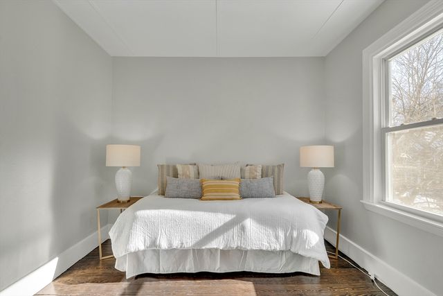 124 Chestnut St 2, Brookline, MA 02445